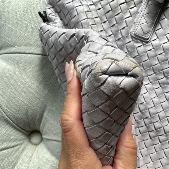 Authentic Bottega Veneta Bag Lavender Grey - Picture 3 of 15
